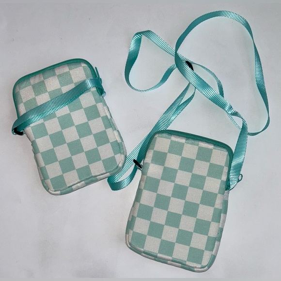 PickleBall Crossbody Bag - Picture 2 of 3